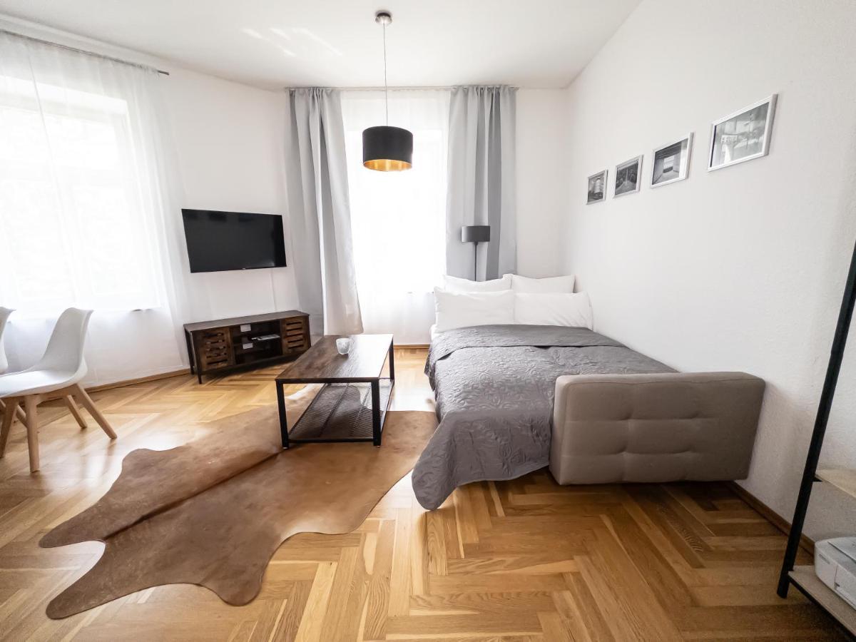 Firstclass 2-Room-Apartment Lipsia Esterno foto